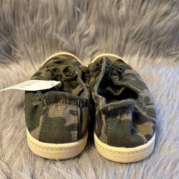Time And Tru Camo Shoes Womens Size 6 1/2 Green Slip On Stretchy Back Camouflage - Picture 4 of 6